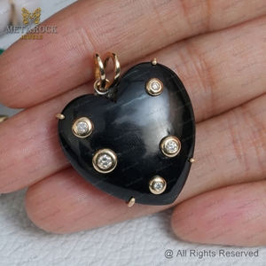 Pendentif en or jaune 14 carats en forme de cœur en onyx noir et diamant naturel, bijoux faits à la main, dos en argent 925 - Product Image 3