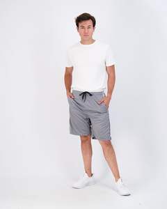 Nuevos pantalones cortos de playa de ropa informal para hombres y nuevo estilo 100% Cierre de cremallera de algodón con pantalones cortos de color sólido - Product Image 2