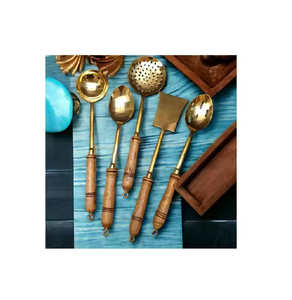 Cucharón de latón Cuchara Juego de utensilios de cocina dorados Cucharón 6 piezas Artesanías Espejo Cuchara de cocina de latón pulido - Product Image 2