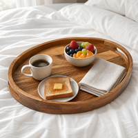 Grand plateau de service ovale en bois d'acacia avec poignées découpées pour le petit-déjeuner, le café, le thé, l'hôtel, le restaurant et la décoration de la maison