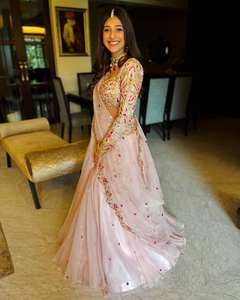 NOUVEAU LEHENGAS CHOLI EN SOIE GEORGETTE BRODÉE PAR FABZONE DESIGNER AVEC DUPATTA - Product Image 2