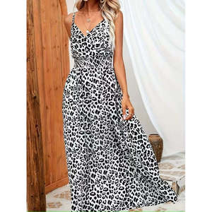 Robe longue maxi pour femme Jane's, à bretelles spaghetti, col cache-cœur, imprimé léopard, taille élastique, en tissu tricoté de qualité supérieure, pour un usage décontracté - Product Image 2