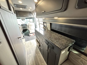 Vendedor Verificado de Autocaravana Usada 2021 Midwest Designs-Passage 170ext MD2 Lista para Viajar - Product Image 6