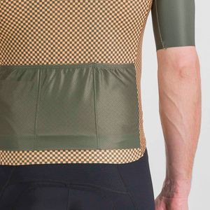 Fabriqué en usine en gros à bas prix Maillot de cyclisme à manches courtes Maillot de cyclisme en matériau respirant avec fermeture éclair sur le devant - Product Image 5