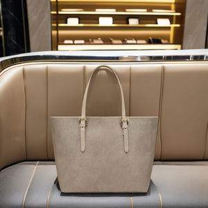 Grands sacs à main fourre-tout simples Sacs de transport de tous les jours confortables et élégants - Product Image 6