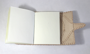 Journal en papier de coton recyclé fait main de couleur crème personnalisé, journal personnalisé avec des coutures à la main, journal en cuir d'aspect bohème - Product Image 3