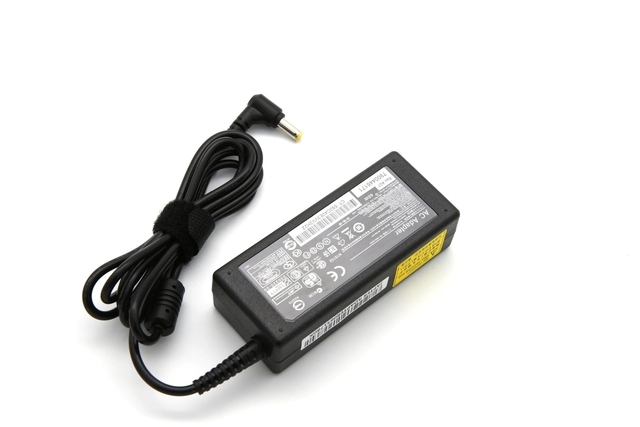 High Quality 65W 19V 3.42A Laptop Charger, AC Adapter Compatible with HP ASUS Lenovo Acer Toshiba Samsung Notebooks