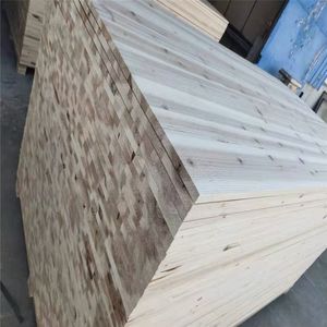 Bois de pin de haute qualité pas cher S4S KD bois scié brut pour la maison et l'hôtel bois d'épicéa à partir de matériau de peuplier - Product Image 2