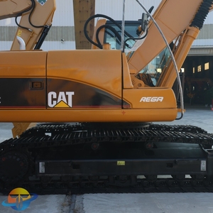 Excavadora 320C Usada de Alta Calidad, Modelo 2022, 4000 Horas, Cucharón de 0.8m, en Venta a Precios Bajos Garantizados - Product Image 3