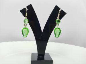 ต่างหูห้อยคริสตัลเพอริโดสีเขียวประดับโลงทำจากทองเหลืองชุบทองสไตล์โบฮีเมียนยอดนิยมสำหรับงานแต่งงานและของขวัญ - Product Image 5