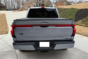 SUPER CLEAN 2022 F-O-R-D F-150 LIGHTNING PLATINUM LISTO PARA ENVIAR - Product Image 3