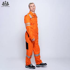 Overoles de Seguridad de Poliéster Resistentes al Agua y Transpirables |   Traje de Protección Industrial OEM |   Personalizable |   Fábrica - Product Image 4