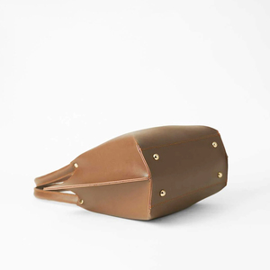 Vente en gros Grand sac fourre-tout vintage en cuir véritable pour femmes avec logo personnalisé Sacs à main en cuir artificiel Sacs fourre-tout à bas prix pour femmes - Product Image 3