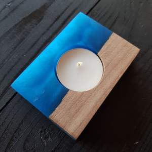 Portavelas artesanal único Artesanía de resina de madera Accesorio artístico para el hogar Pieza de Arte de resina decorativa - Product Image 6