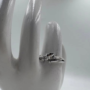 ราคาที่ดีที่สุดสำหรับผู้หญิงกำไลเงินสไตล์วินเทจที่ซับซ้อนรายละเอียดทันสมัยสัมผัสของความสง่างามเหนือกาลเวลา - Product Image 1