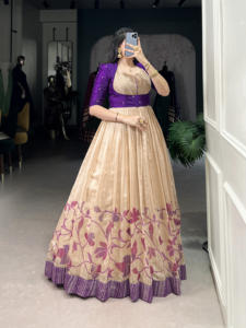 Vestido tradicional estampado de seda verde con lentejuelas bordadas Koti Micro Forro de algodón y estilo completo para fiesta al por mayor - Product Image 6