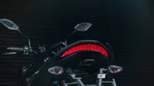 ไฟท้ายเตือนสีแดงอะไหล่รถจักรยานยนต์ Yamaha Force 2 - Product Image 6