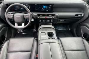 Fresh Dark 2025 para Palisade, Volante a la Izquierda, Asiento de Cuero Usado, Sistema de Navegación, Paquete de Tecnología de Arranque Remoto - Product Image 2