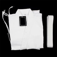 Haute qualité hommes karaté uniforme léger coton Gi pour adultes enfants Dojo formation pratique compétitions d'arts martiaux