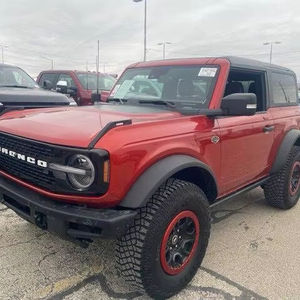 Ford Bronco Wildtrak 2023, Transmisión Manual Avanzada, Volante a la Izquierda, Interior Oscuro, Motor Turbo, Asientos de Tela, SUV en Venta - Product Image 1