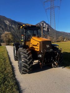 Tracteurs d'occasion JCBB Fastrac 2135 4WS 140HP avec moteur FPT, pompe et boîte de vitesses 4x4 - Composants essentiels inclus - Product Image 5