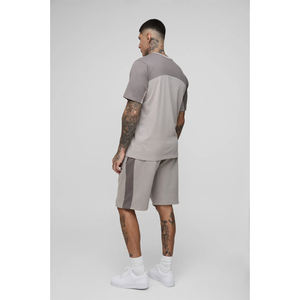 ชุดฤดูร้อน OTM สำหรับผู้ชายดีไซน์ล้ำนวัตกรรมพร้อมตัวเลือกการสร้างแบรนด์ส่วนตัวและบริการปรับแต่งสินค้าขายส่ง - Product Image 5