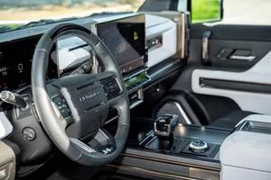 OFERTA 2025 cuidadosamente 2023 GMC Hum-mer EV Pickup Edition 1 - Product Image 2