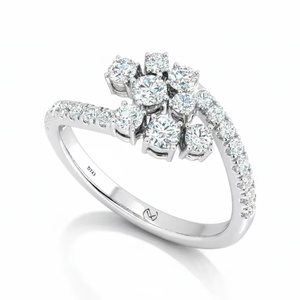 Anillo Romántico con Racimo de Diamantes Florales para Mujer, Ideal para Regalos con Temática de Amor, Momentos de Boda y Uso Diario Elegante - Product Image 1