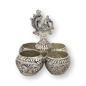 ถาดพูจาโลหะน้ำหนักเบา ทำด้วยมือ สำหรับใช้ในวัดและเป็นของฝากจากอินเดีย ถาดพูจาเงินเยอรมัน สำหรับใช้ในบ้าน - Product Image 1