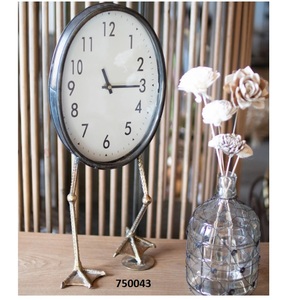 Horloge décorative en métal argenté en acier inoxydable au design exclusif avec anneau haut salon chevet bureau table décor de bureau - Product Image 3