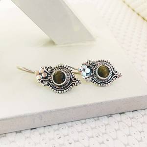 Boucles d'oreilles en argent sterling 925 faites à la main oeil de tigre jaune pierre précieuse diamant conception d'éternité ethnique pour les mariages cadeaux en gros - Product Image 1