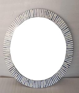 Cadre de miroir en bois incrusté d'os à motif unique et moderne de forme ronde avec matériau en résine fait à la main pour la décoration de la maison - Product Image 1