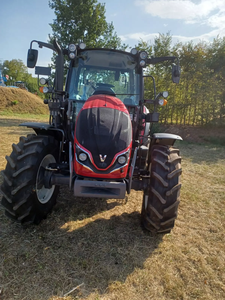 Vente directe d'usine en gros à prix compétitif, tracteur VALTRA A85 Q4S LOADER, tracteur agricole, utilisation en ferme, tracteur personnalisé - Product Image 5