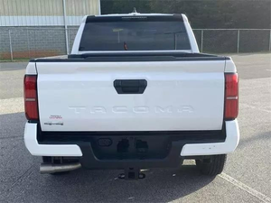 รถยนต์มือสองรับรองคุณภาพ ปี 2025 รุ่น E Pace สไตล์หรูหรา ขนาดกะทัดรัด ระดับ P250 ระบบไฮบริด 48V เกียร์อัตโนมัติ เบาะหนัง หลังคาพาโนรามา 360 องศา - Product Image 6