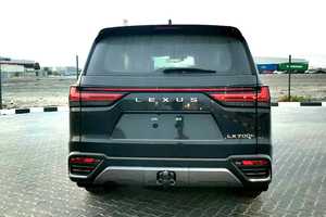 NUOVISSIMO LEXUS LX-SERIES-700H 2025 0KM 400-499CV 6 CILINDRI 5 POSTI TRASMISSIONE AUTOMATICA - Product Image 6