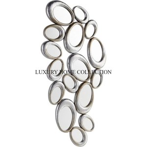 Cadre de miroir mural en métal antique exclusif avec un art artisanal et des finitions uniques pour des intérieurs sur mesure. - Product Image 6