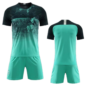 Uniformes de volley-ball pour hommes et femmes de haute qualité 2025, 100% polyester, légers, impression de logo personnalisée, tailles personnalisées confortables - Product Image 3