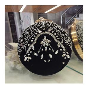 Embrayage perlé fait à la main inspiré par un concepteur de haute qualité pour des occasions formelles broderie à fermeture à bouton durable prête à quantité minimale de commande - Product Image 1