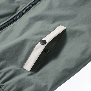 Chaqueta Universitaria de Camuflaje con Recubrimiento OEM de Alta Calidad para Hombre, Estilo Universitario de Béisbol, Impermeable y Resistente al Viento - Product Image 4