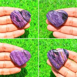 Charoite cristal naturel pour l'amour en forme de coeur pierres décoratives Chakra Reiki Quartz pierre précieuse pour la maison Feng Shui pour Noël G - Product Image 6