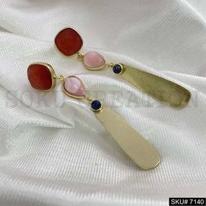 Boucles d'oreilles longues en plaqué or avec pierres précieuses, pendantes et pendantes, créoles perlées et épaisses à la mode, style ethnique chic - Product Image 2