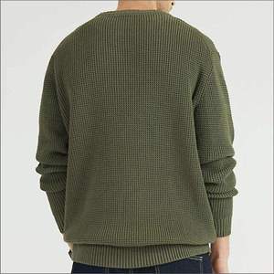 Pull à col rond pour homme sur mesure OEM, pulls pour homme, 100% coton, polaire d'automne avec logo brodé sur le devant, tricot anti-boulochage - Product Image 3