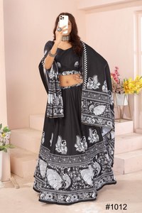 NOUVELLE COLLECTION MODERNE DE LEHENGA CHOLI AVEC GHAGHRA DUPATTA À IMPRESSION NUMÉRIQUE EN COTON RAYON LÉGER - Product Image 4