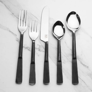 Couverts en acier inoxydable noir mat forgés à la main poli miroir de haute qualité design rustique qualité supérieure en vrac acheter fabriqués à la main - Product Image 3