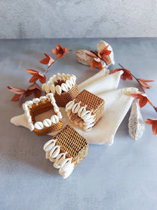 Servilleteros cuadrados de ratán Natural de estilo rústico con concha para la decoración de su Mesa hecha en Vietnam - Product Image 3