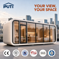 Cabine Lounge Apple de 20 pieds avec comptoir à boissons compact, sièges pour invités, portes entièrement vitrées et panneaux durables pour les zones de marina