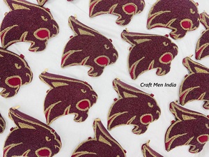 Stylish Customized Seed Beaded Mini Purse <b>Pouch</b> Women's Jagua Golden and Maroon custom coin purse - Product Image 6