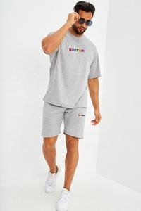 Ensemble short de jogging d'été pour hommes, nouvelle mode, vente en gros de t-shirts et shorts personnalisés, tenue 2 pièces grande taille et respirante - Product Image 6