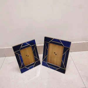 MS Handicraft Cadre photo carré en bois massif, léger et écologique A4 8x10 Noyer Art mural rustique pour mariage/anniversaire - Product Image 1