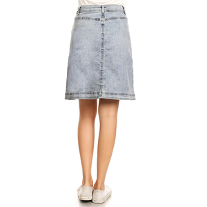 Nouvelle arrivée Jupe en jean lavé droite décontractée de couleur unie à la mode pour femmes conception personnalisée logo prix bon marché - Product Image 3